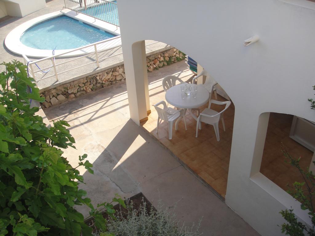 Apartamentos Rayma I-Ii-Iii Cala Blanca  Extérieur photo
