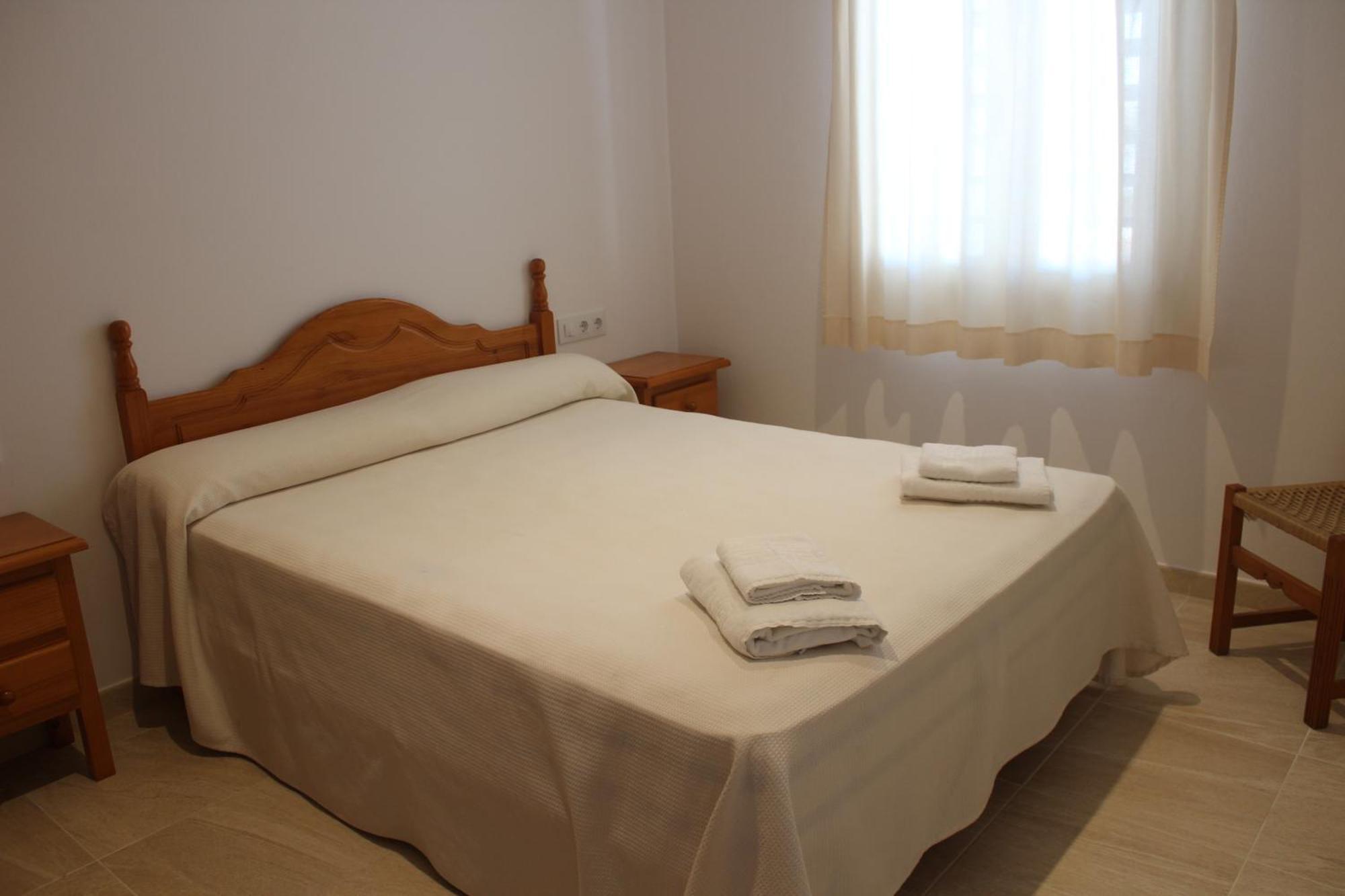 Apartamentos Rayma I-Ii-Iii Cala Blanca  Extérieur photo