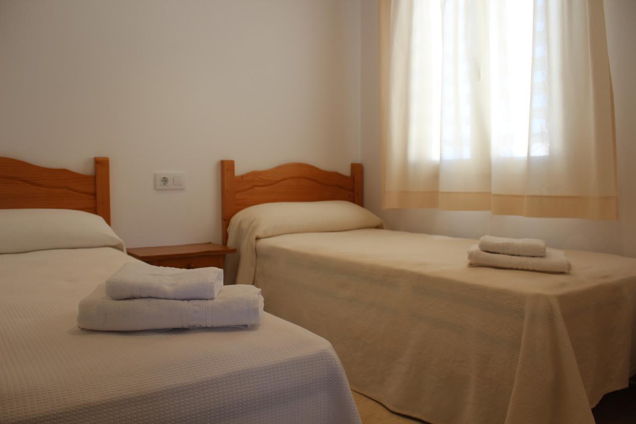 Apartamentos Rayma I-Ii-Iii Cala Blanca  Extérieur photo