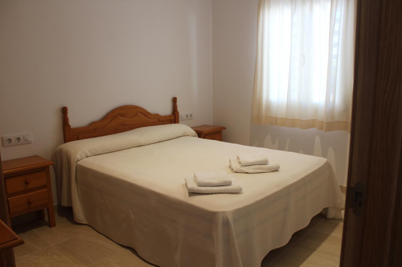 Apartamentos Rayma I-Ii-Iii Cala Blanca  Extérieur photo